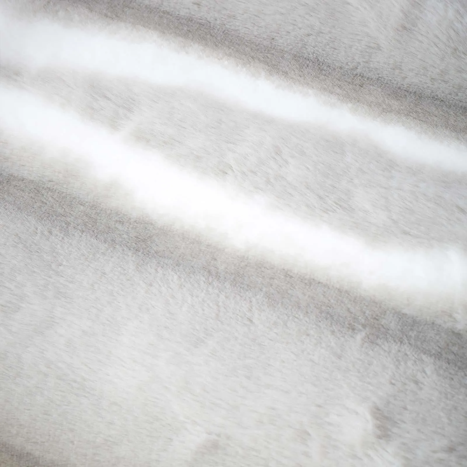 Flint Faux Fur Throw Silver