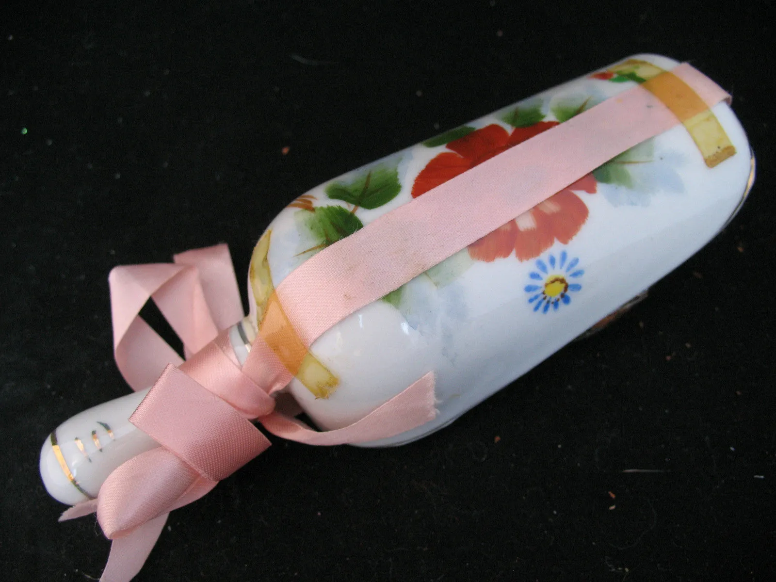 NEW WHITE CERAMIC Floral Flowers SCOOP SCOOPER SCOOPERS POTPOURRI Display Fragrance Scent Home Decors