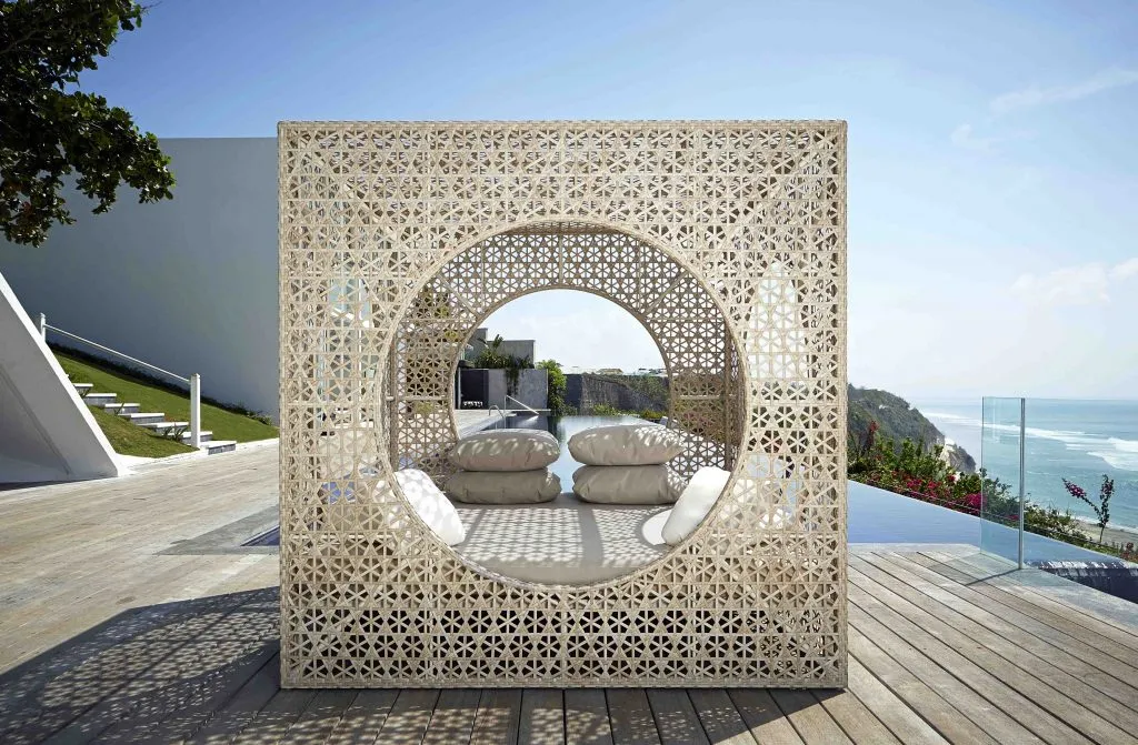 Skyline Design Rattan The Cube Luxury Daybed